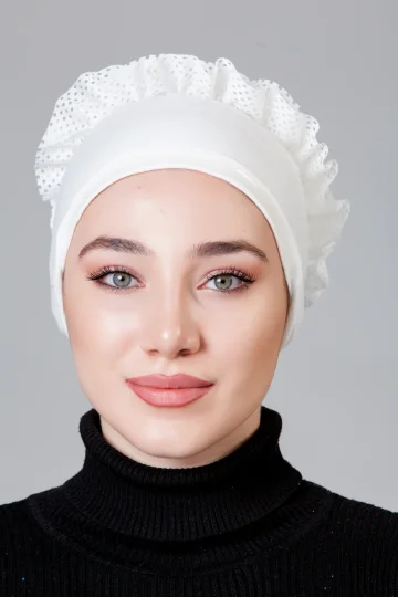 Krem Fırfırlı Kaymayan Bone
